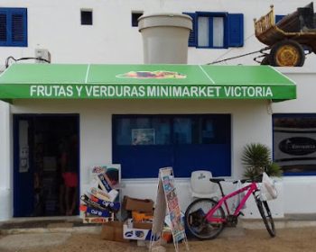 minimarket-frtuas-y-verduras-victoria-la-graciosa